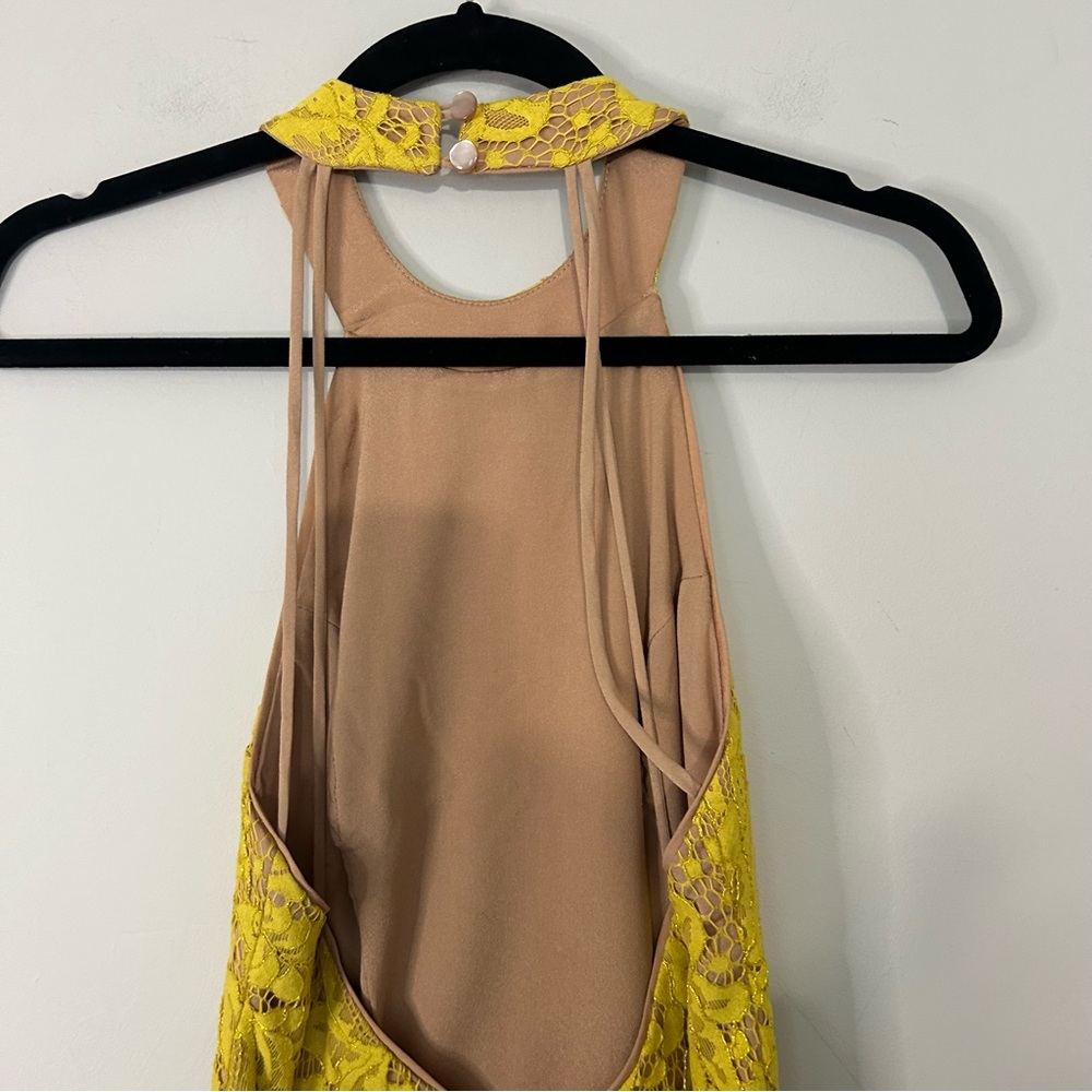 Dress The Population Angie Yellow Lace Halter Mini Dress - Picture 7 of 9